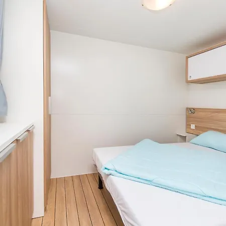 Kamp alanı Albatross Mobile Homes On Solaris Fkk-naturist Poreč